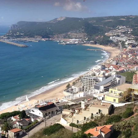 Apartment With A Stunning View Over Sesimbra Exterior photo