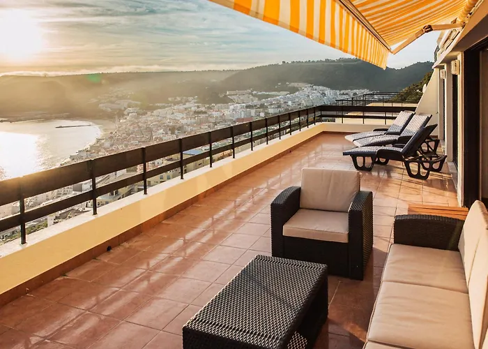 Apartment With A Stunning View Over Sesimbra
