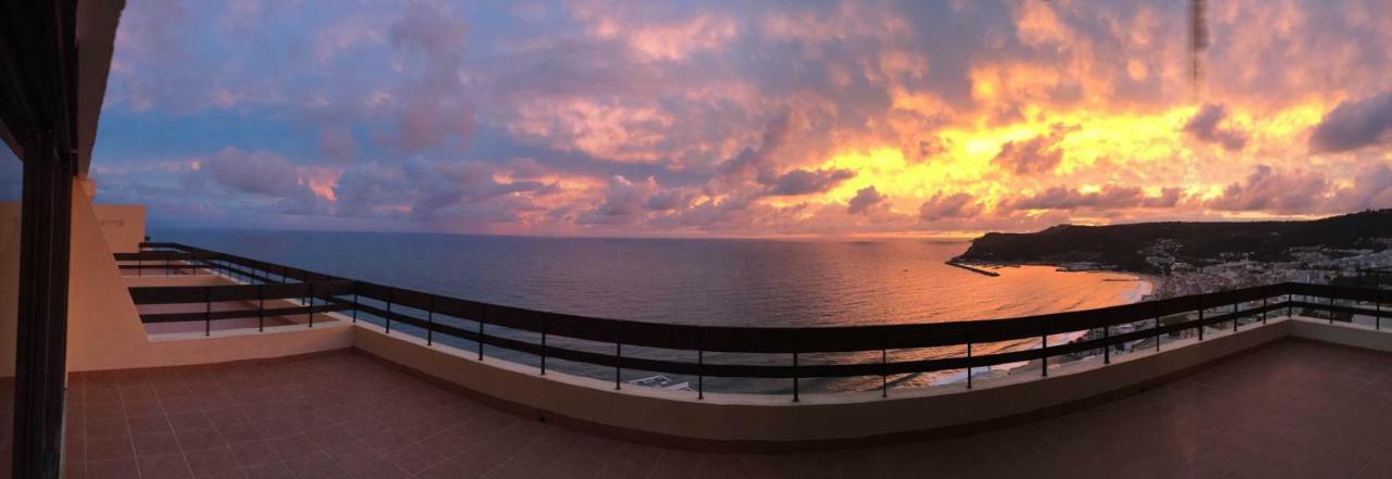 Apartment With A Stunning View Over Sesimbra